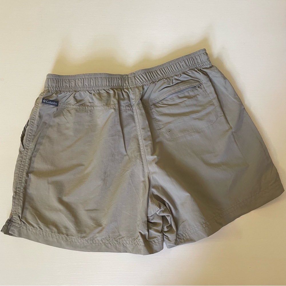 COLUMBIA‎ khaki shorts